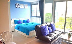 The Blu Thew Talay Estate By Eak